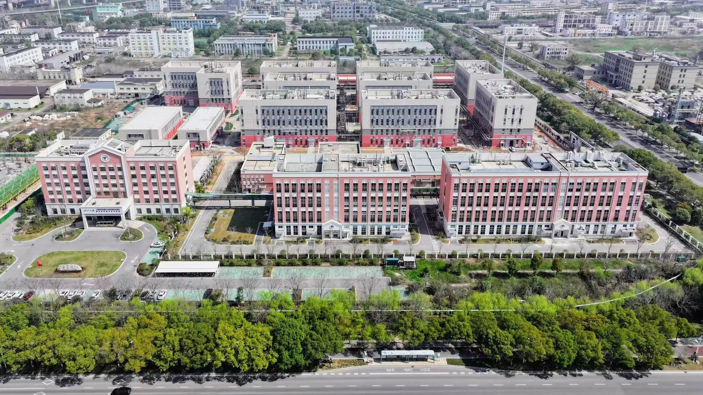 浙江大学衢州研究院中试平台让科创成果加速上架