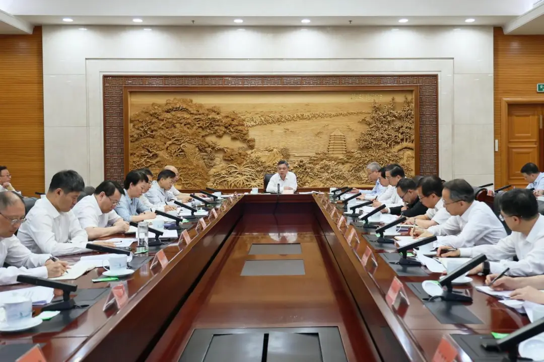 刘捷主持召开浙江省政府专题会议强调 推动国家人工智能应用中试基地建设不断取得新突破